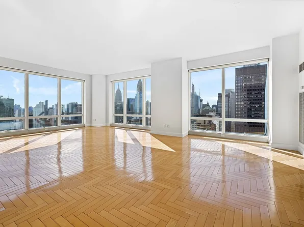 845 United Nations Plz APT 52C, New York, NY 10017