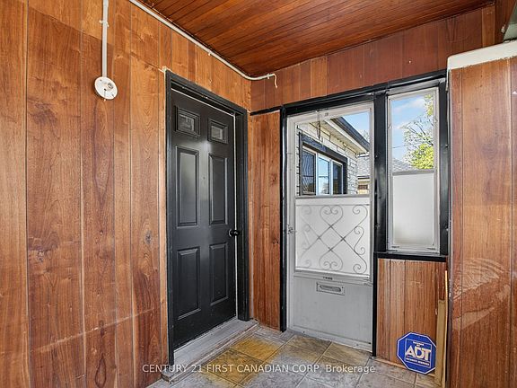4th image of 57 Doulton St