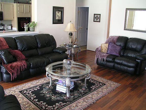 4th image of 9802 Bennington Dr