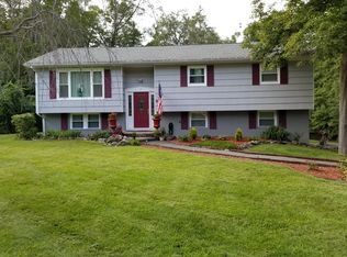 13 Thomas Ave, Fishkill, NY 12524