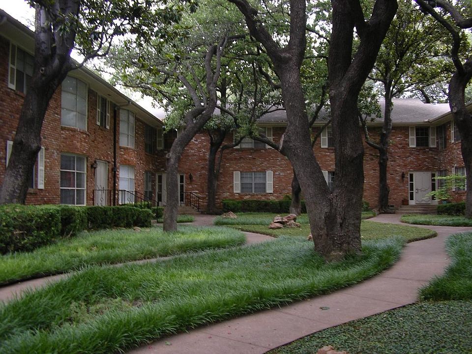 1st image of 3024 Mahanna Springs Dr