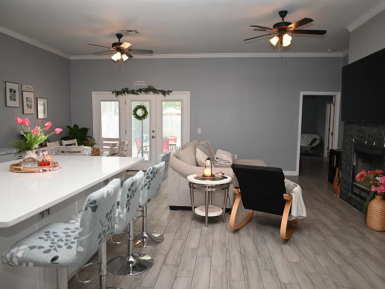 320 Mariners Way — Photo 6