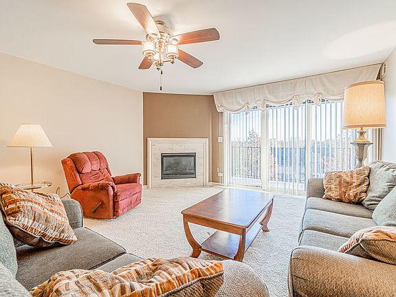 4th image of 9510 S Kolmar Ave APT 409