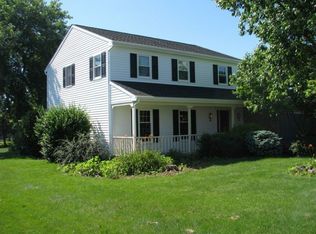 235 Woodchuck Dr, Ephrata, PA 17522