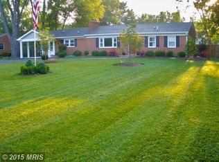20194 Broad Run Dr, Sterling, VA 20165