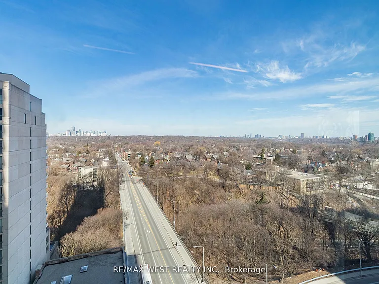 409 Bloor St E #Penthouse 2 — Photo 18