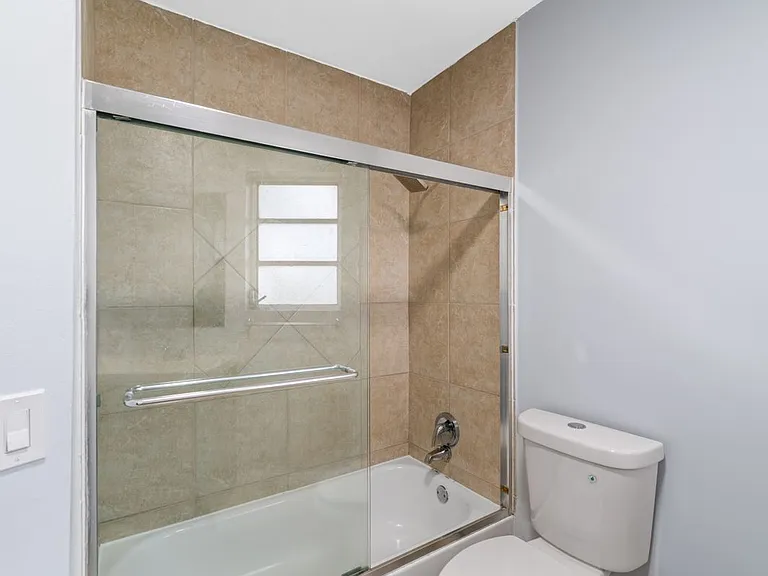 18638 NE 18th Ave #244 — Photo 19