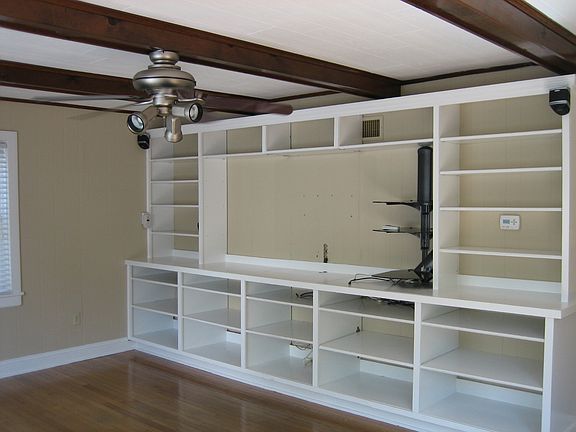 Built-ins in Family Room