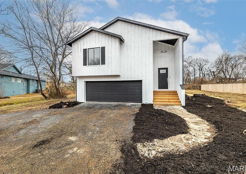 1st image of 2630 Woodstone Dr