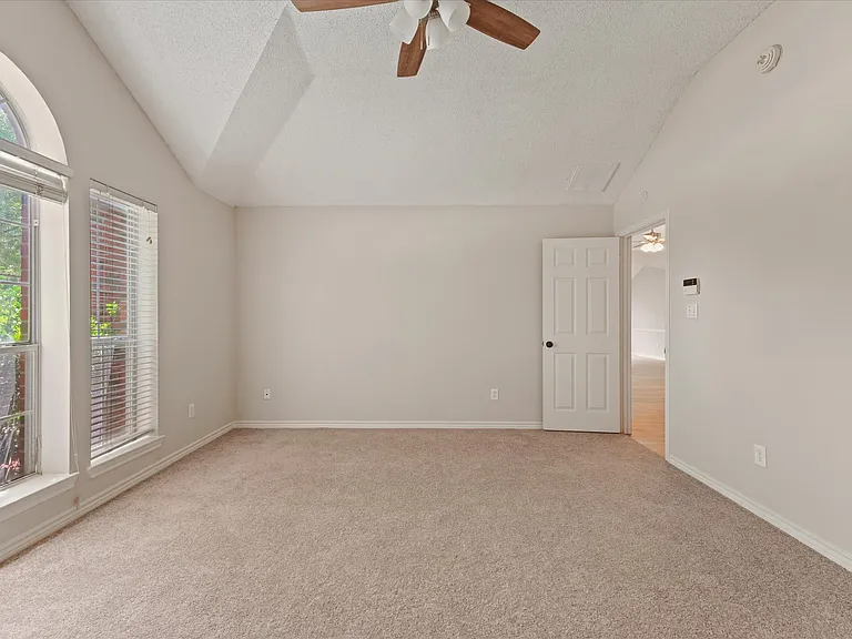 11900 Port Rd — Photo 25
