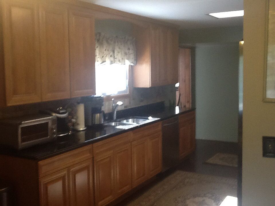 1st image of 712 Quassey Ave