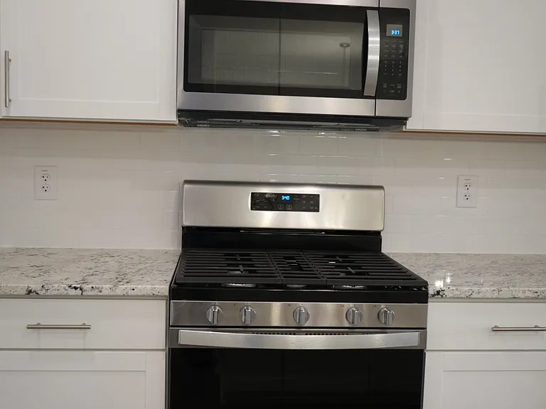 152 Abbots Mill Dr — Photo 3