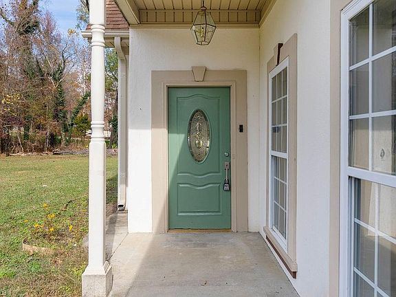 4th image of 5201 Forest Oaks Dr
