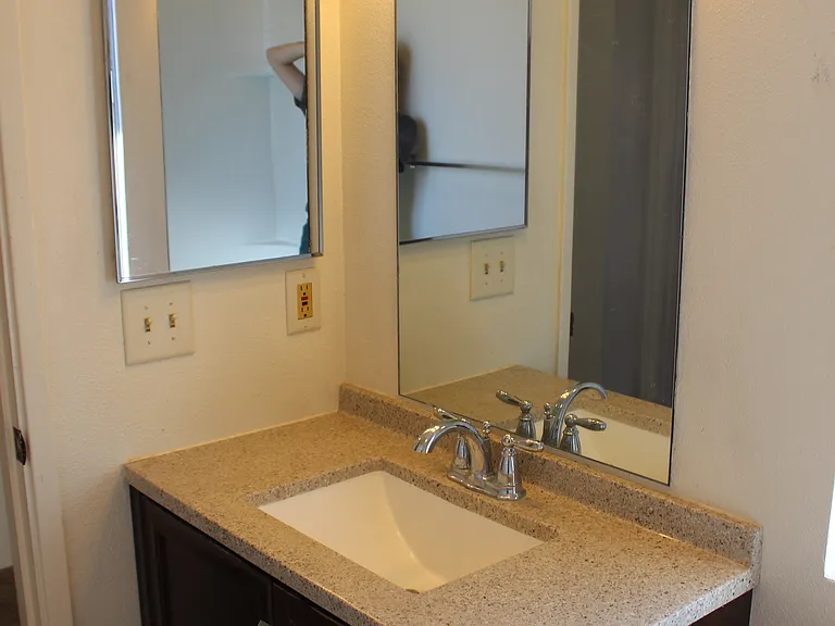 715 Creston Rd #D — Photo 18