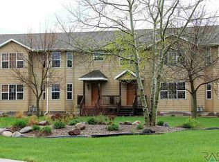 1808 S Mulberry Ave UNIT E, Brandon, SD 57005