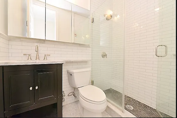 Rented by REAL New York | media 10