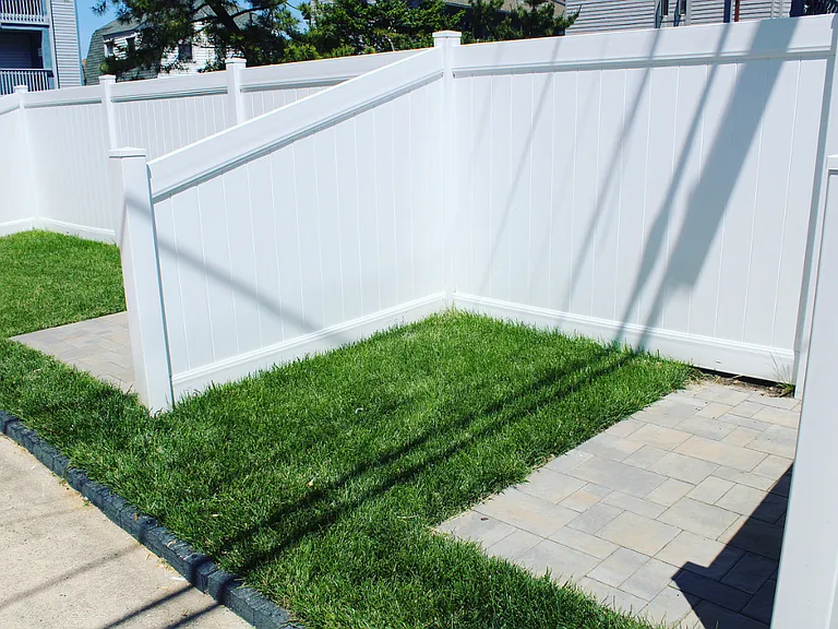 606 Beach Ave #3 — Photo 21