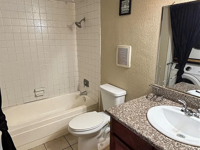 8417 Hearth Dr #7 — Photo 8