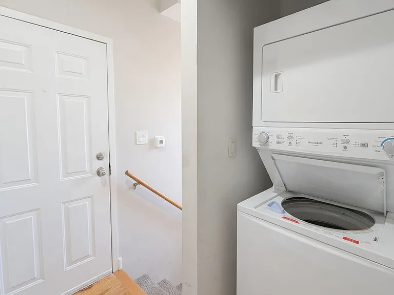 2049 W Touhy Ave #1 — Photo 11