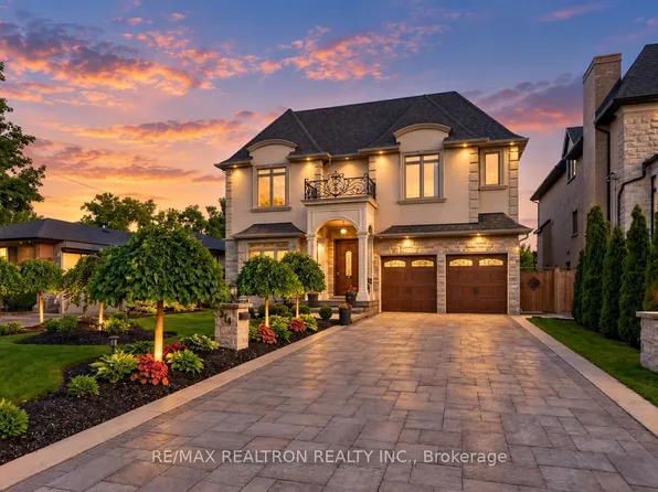 374 Elmwood Ave, Richmond Hill, ON L4C 1M1