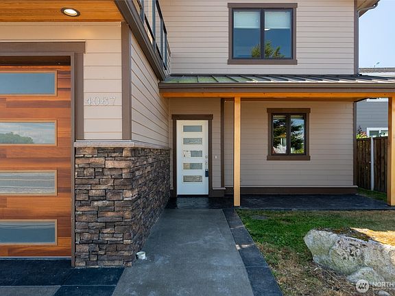 2nd image of 4087 Saltspring Drive