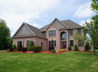 6410 Willowick Ct, Rockford, IL 61108