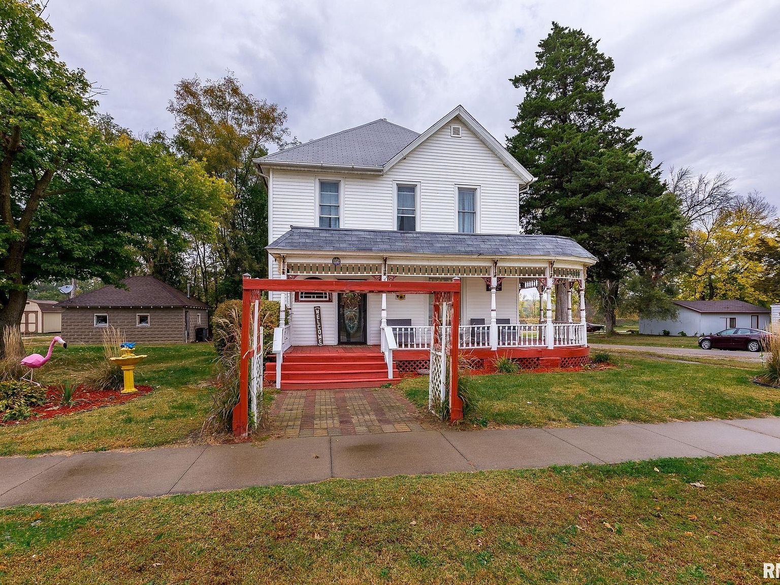 605 Main St, Keithsburg, IL 61442 Zillow