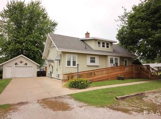 121 N Lafayette St, Metamora, IL 61548