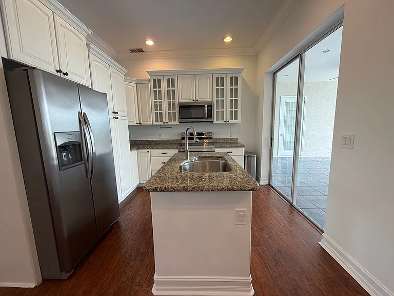 3425 Anton Ct — Photo 6