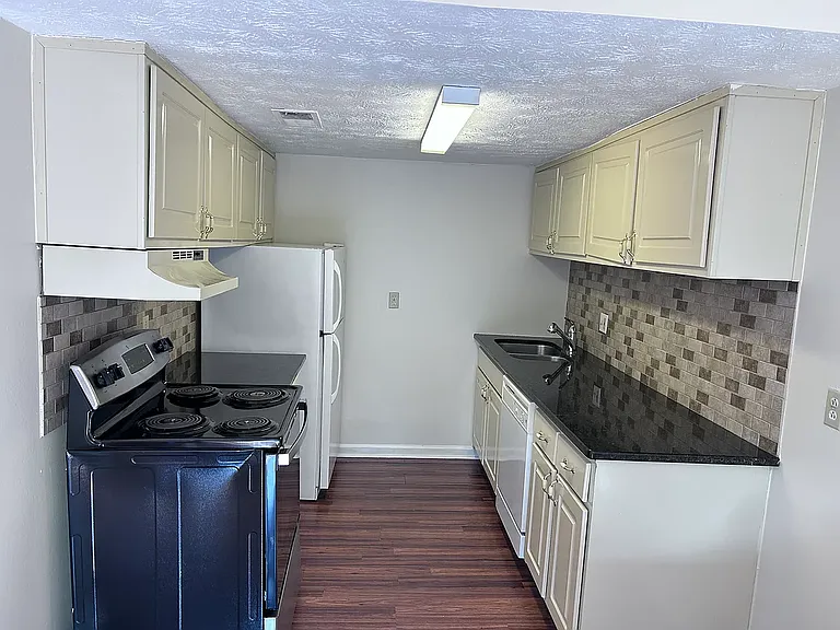 3549 Old Chamblee Tucker Rd #F — Photo 4