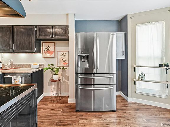 4th image of 3277 S Estes Street