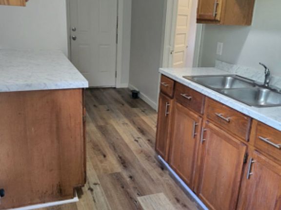 4th image of 304 N Webb St APT 5