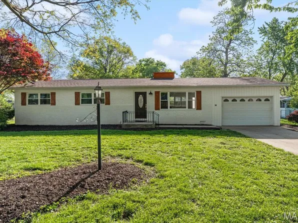 16 N 10th St, New Baden, IL 62265