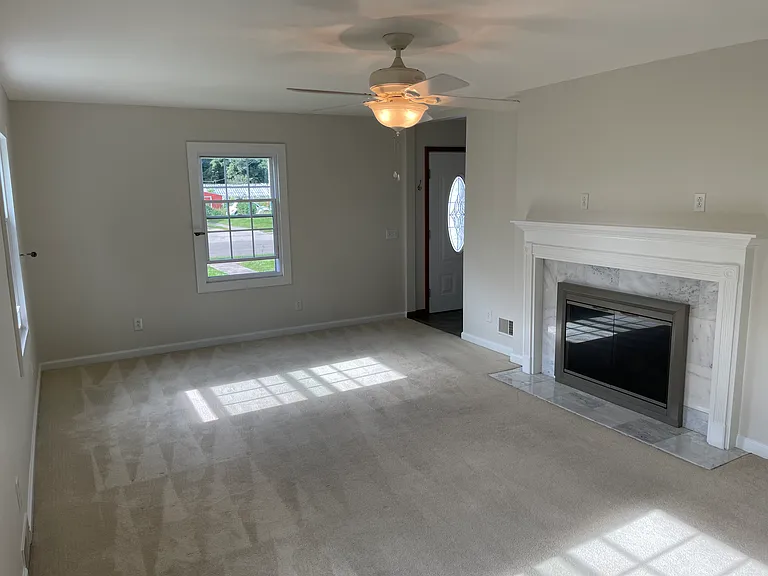 516 Esty St — Photo 22