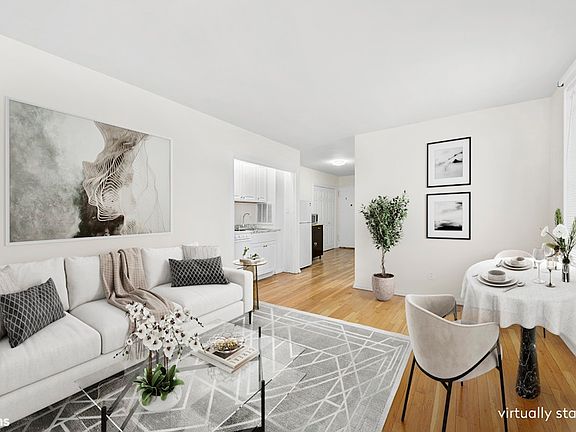 4th image of 1420 York Ave APT 6E