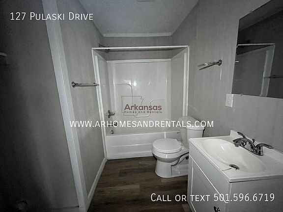 5th image of 127 Pulaski Dr