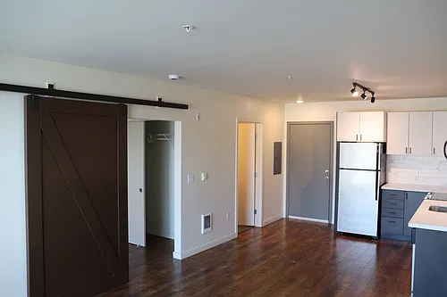 Floor plan 302