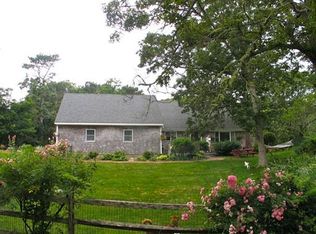 52 Prices Way, Edgartown, MA 02539