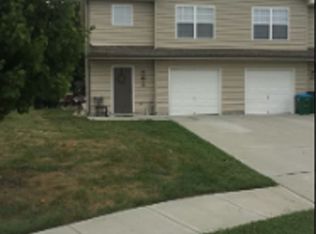 412 S Darrowby Dr, Raymore, MO 64083