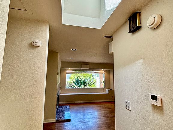 4th image of 4350 Silva Ct