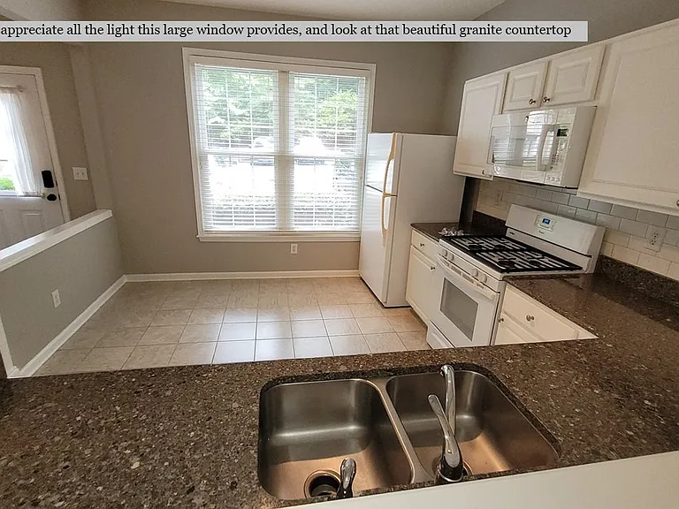 2125 Whitestone Pl — Photo 3