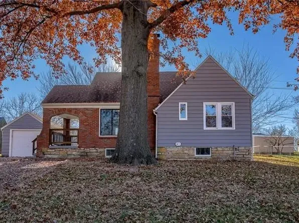 8201 NW High Dr #9, Kansas City, MO 64152