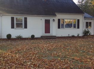 28 Pleasant St, Ludlow, MA 01056