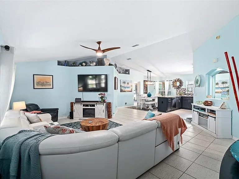 34 Beaverdam Ln — Photo 7