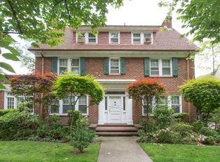 77 Puritan Ave, Forest Hills, NY 11375