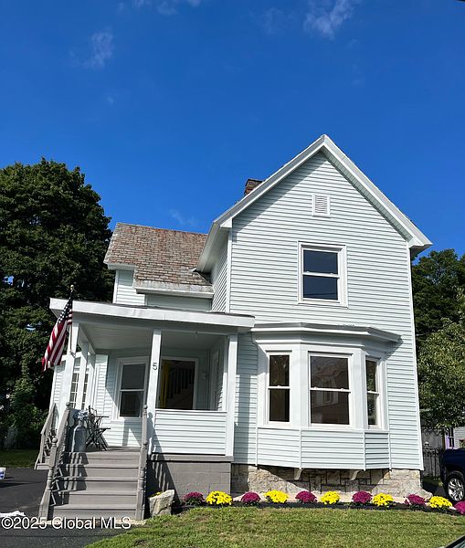 2nd image of 5 School Street