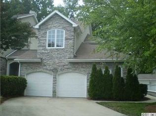 3435 Royal Crest Dr, Charlotte, NC 28210