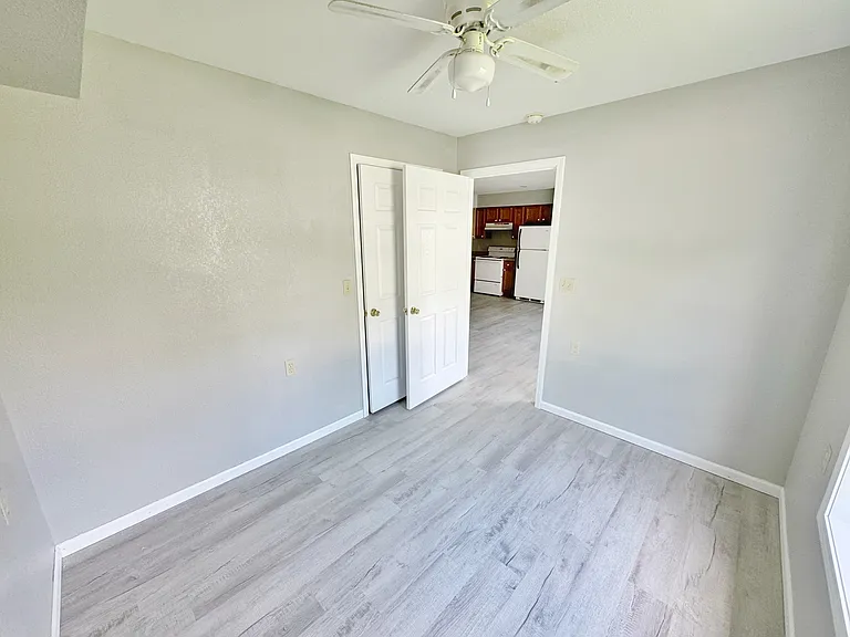 720 E Culton St #A — Photo 5