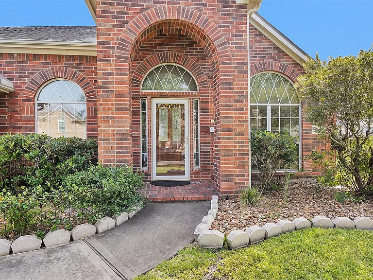 30015 Marion Meadow Ln — Photo 3