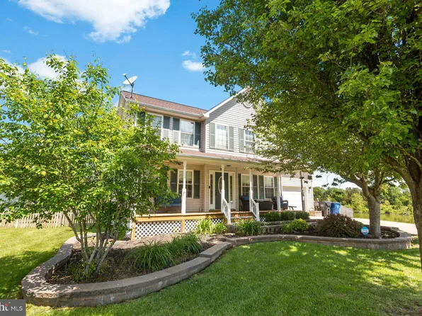 22147 Snapdragon Ct, Great Mills, MD 20634